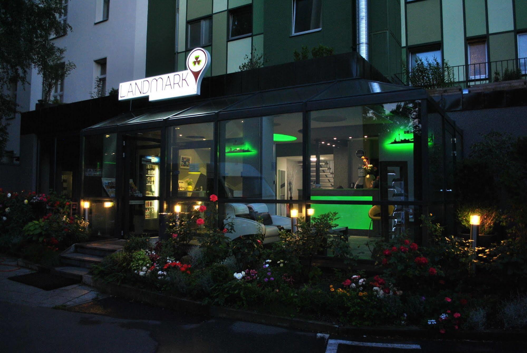 Landmark Am Kracauerplatz Berlim Exterior foto